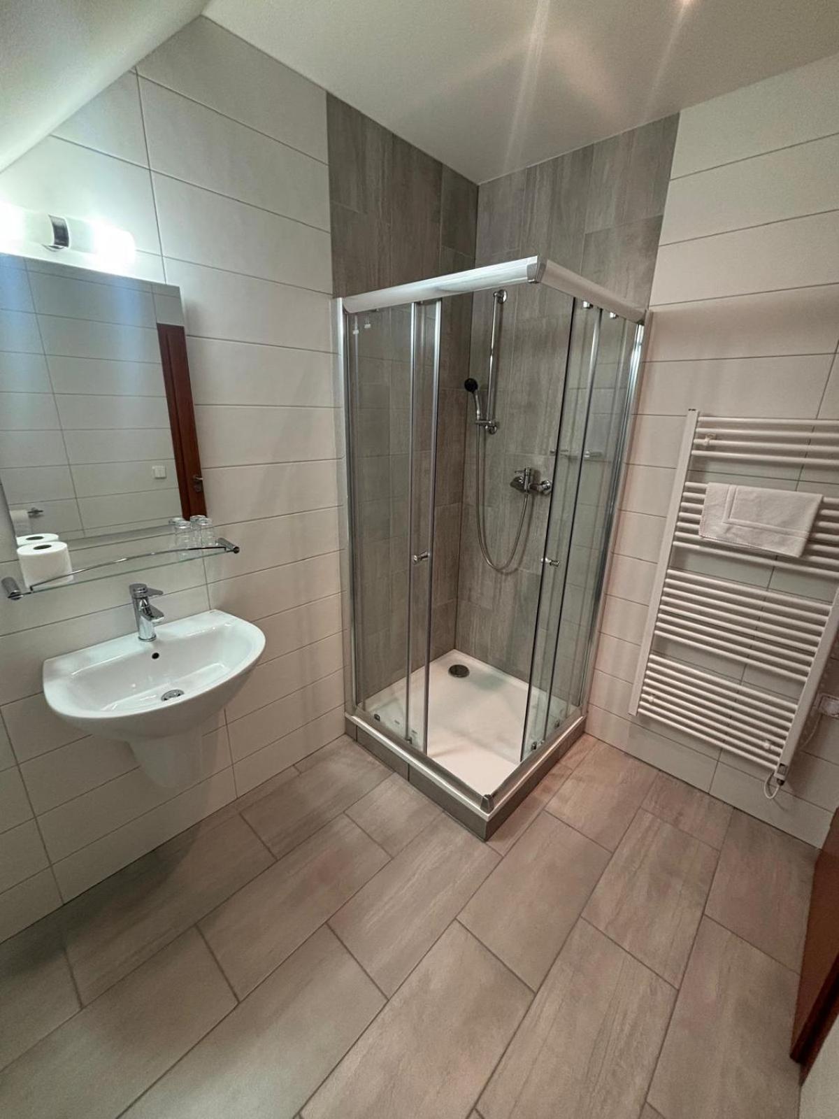 Sport Relax Hotel Na Kopecku Krinec Екстериор снимка